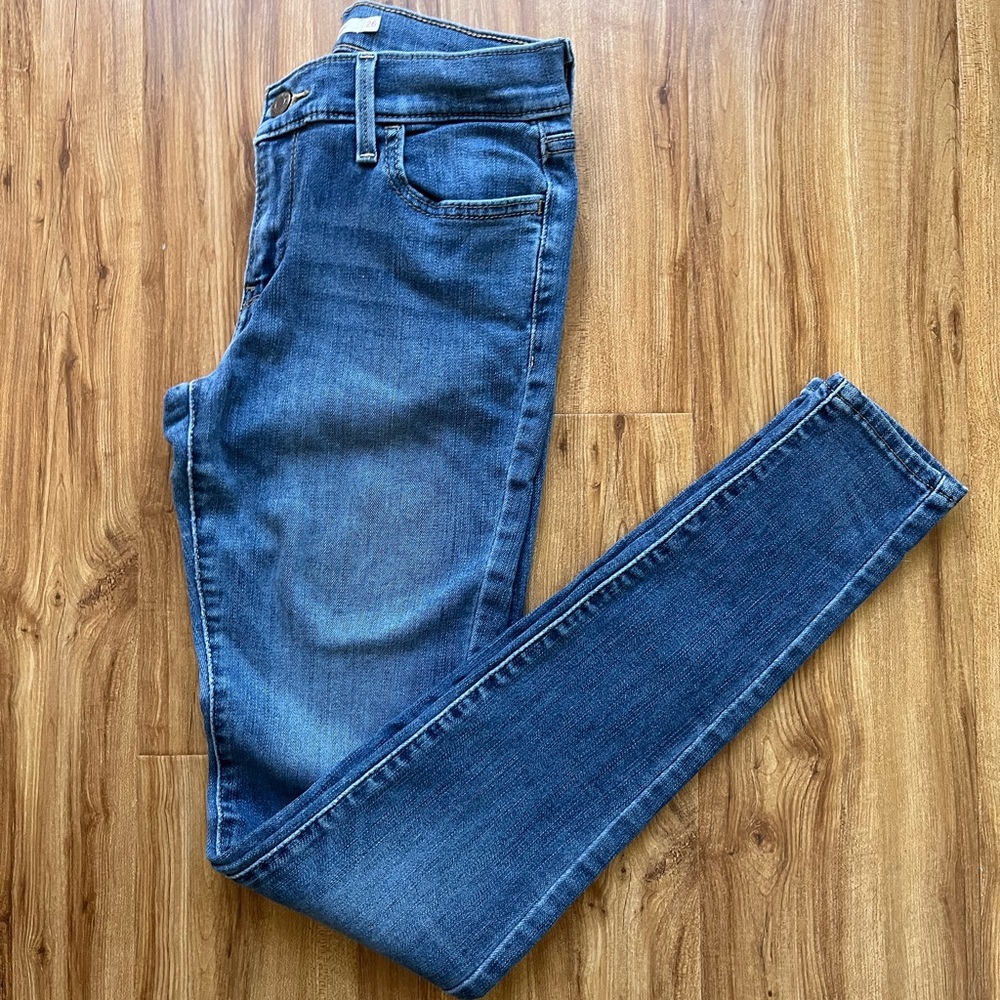 High rise Levi jeans - Picture 1 of 2